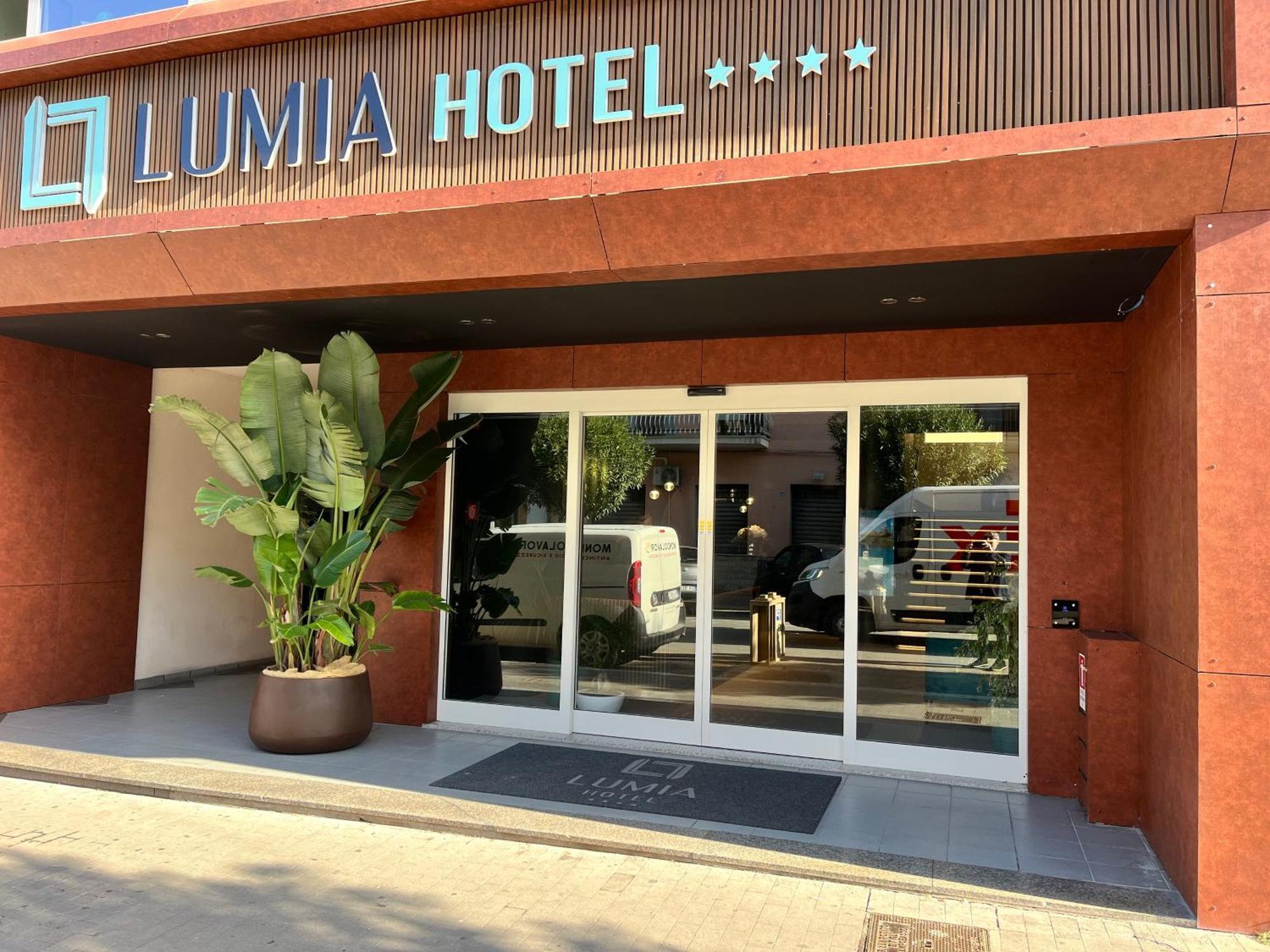 Lumia Hotel テルモリ エクステリア 写真